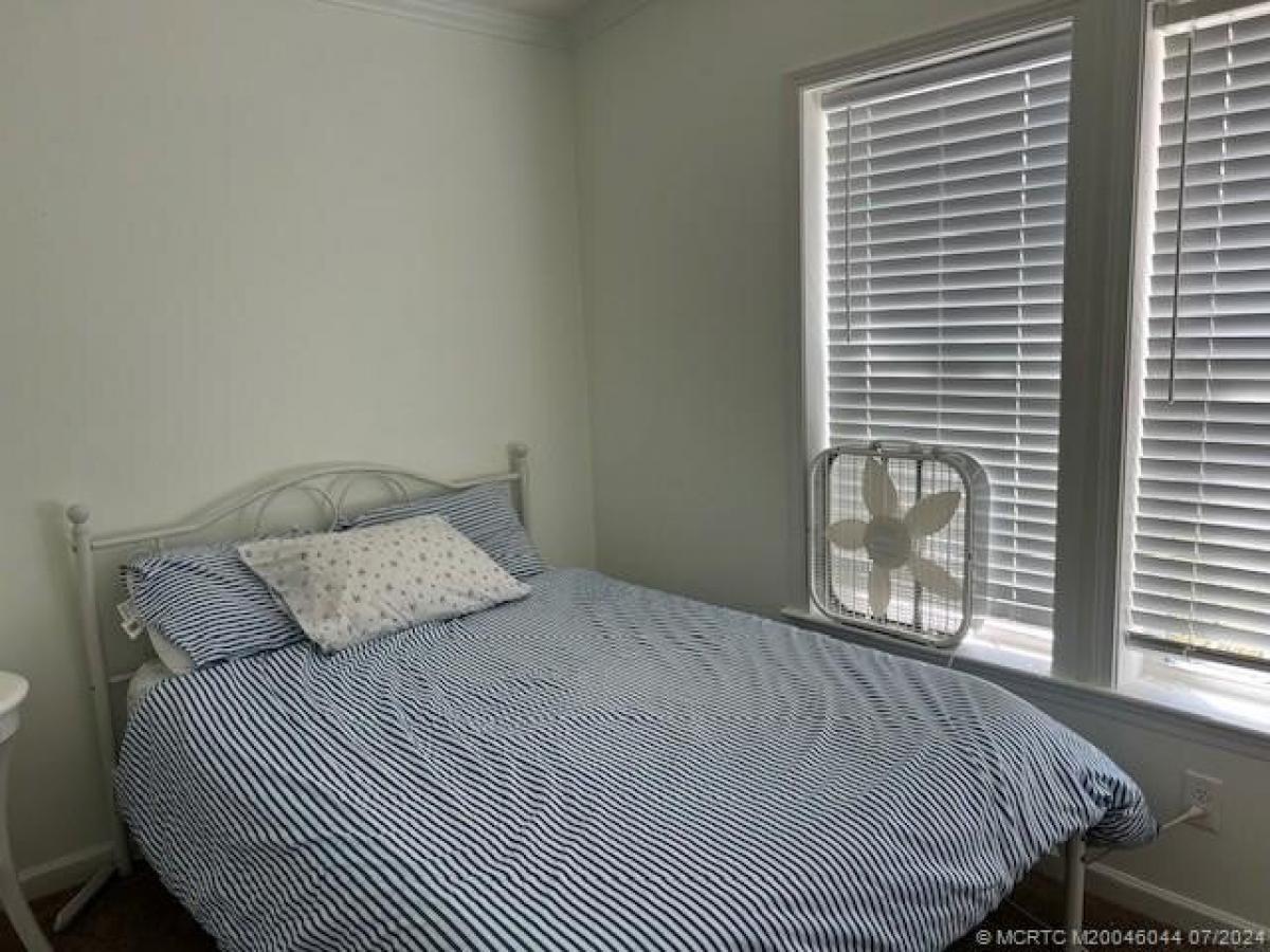 Picture of Home For Sale in Palm Beach Gardens, Florida, United States