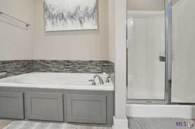 Home For Sale in Baton Rouge, Louisiana