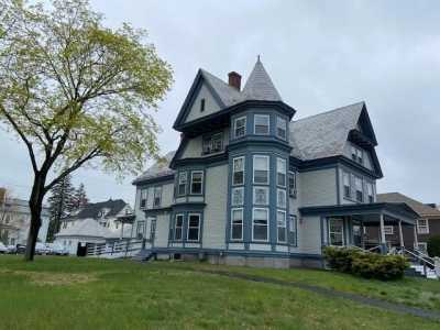 Home For Sale in Manchester, New Hampshire