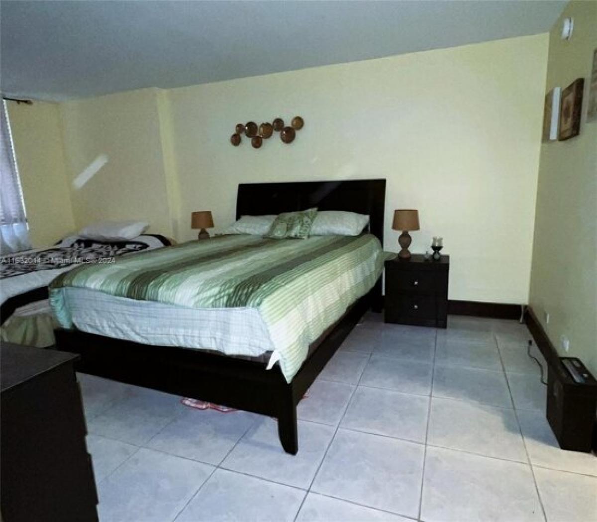 Picture of Home For Sale in Miami Beach, Florida, United States