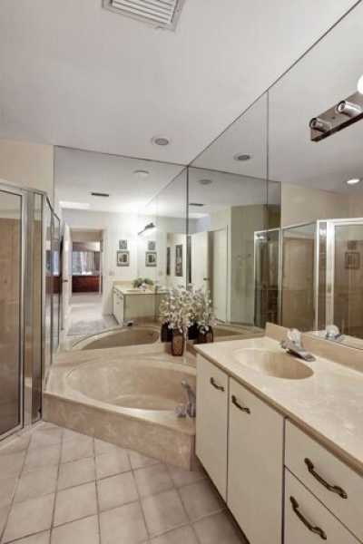 Home For Sale in West Palm Beach, Florida