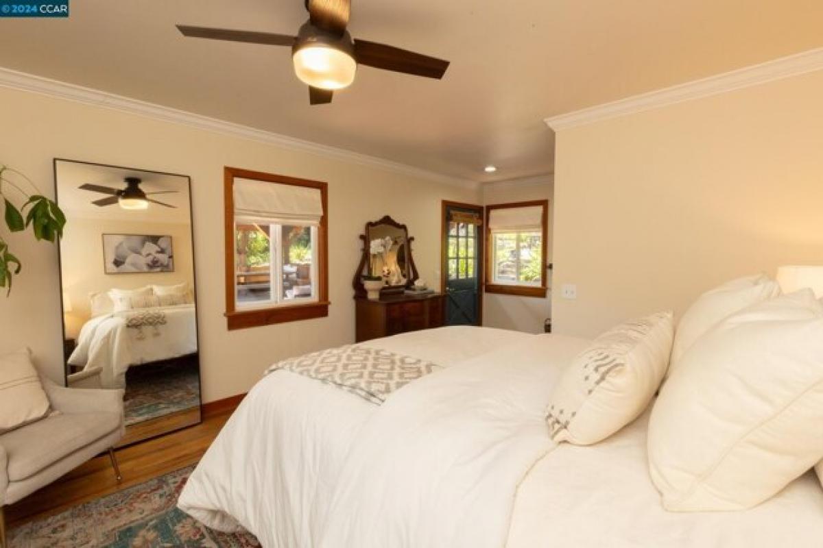 Picture of Home For Sale in Walnut Creek, California, United States