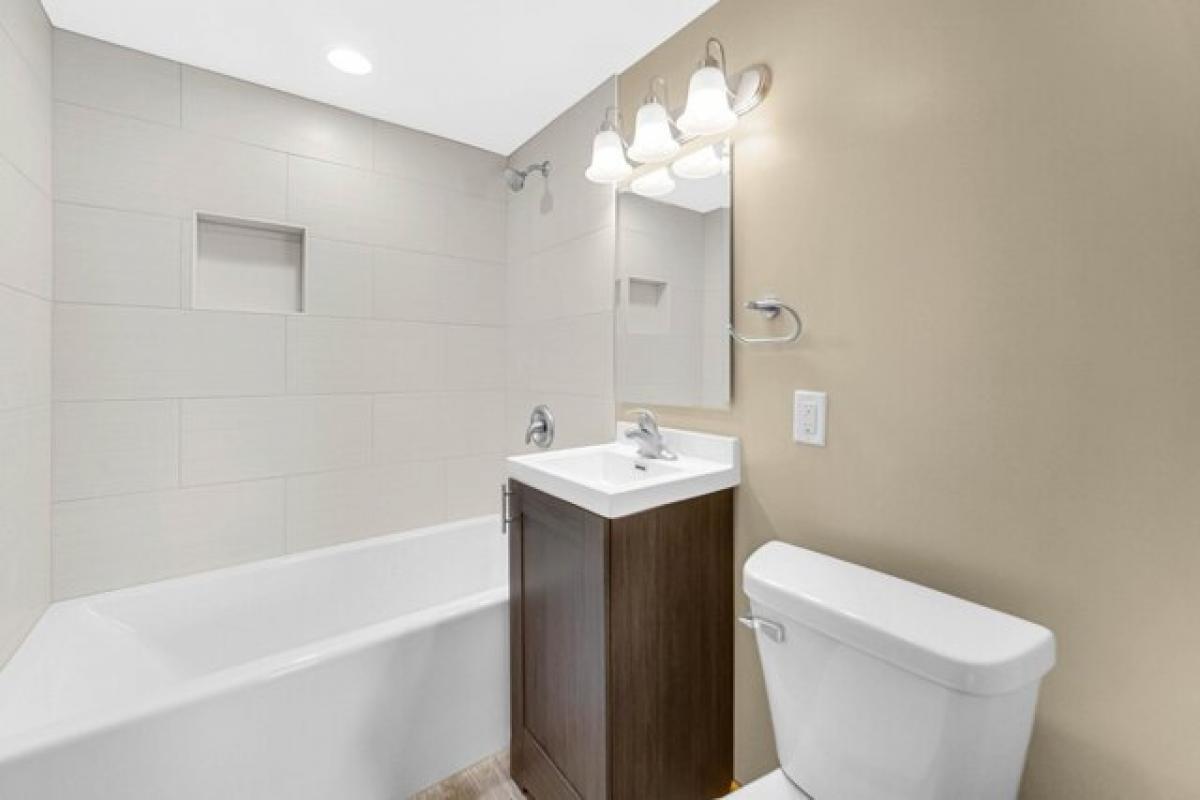 Picture of Home For Sale in Hammond, Indiana, United States