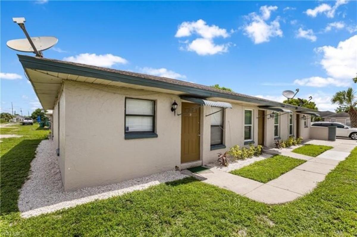 Picture of Home For Sale in Naples, Florida, United States