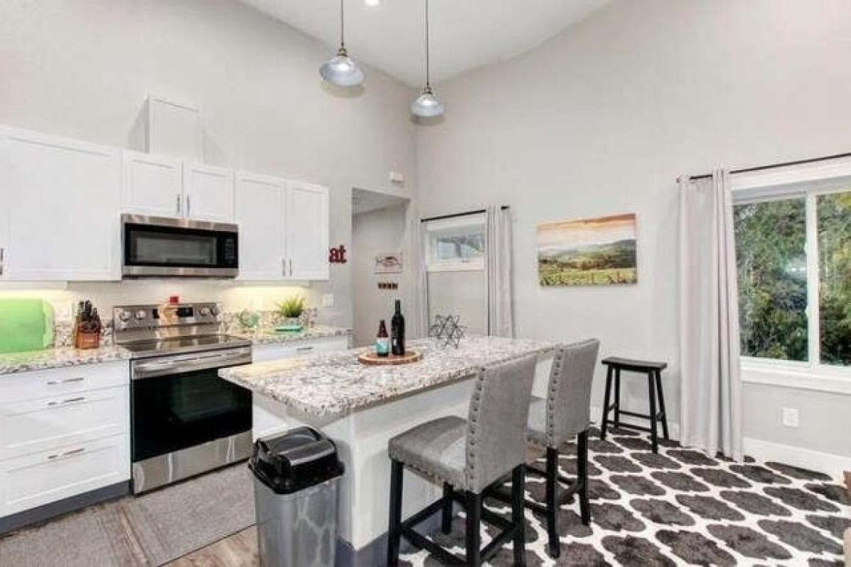 Picture of Home For Sale in Sacramento, California, United States