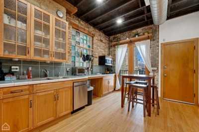 Apartment For Rent in Chicago, Illinois