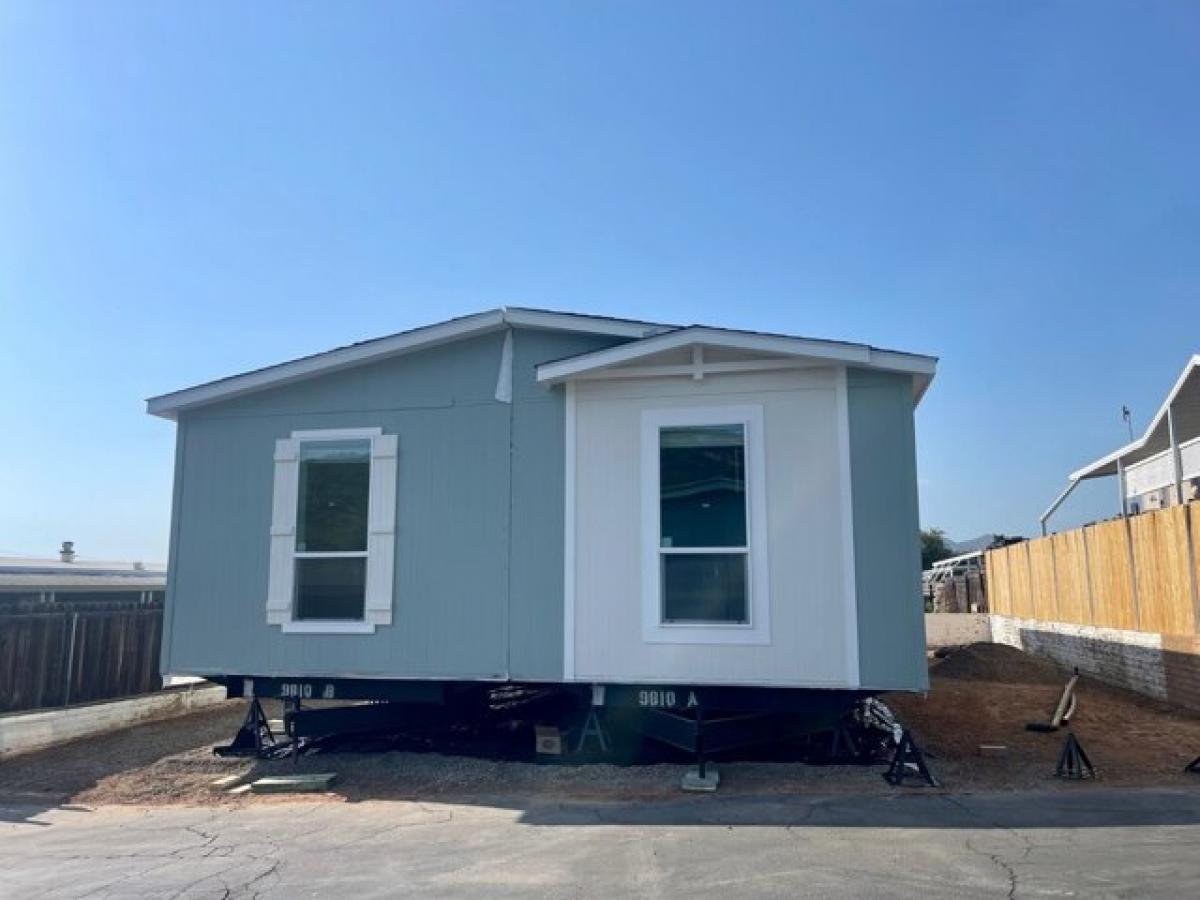 Picture of Home For Sale in El Cajon, California, United States