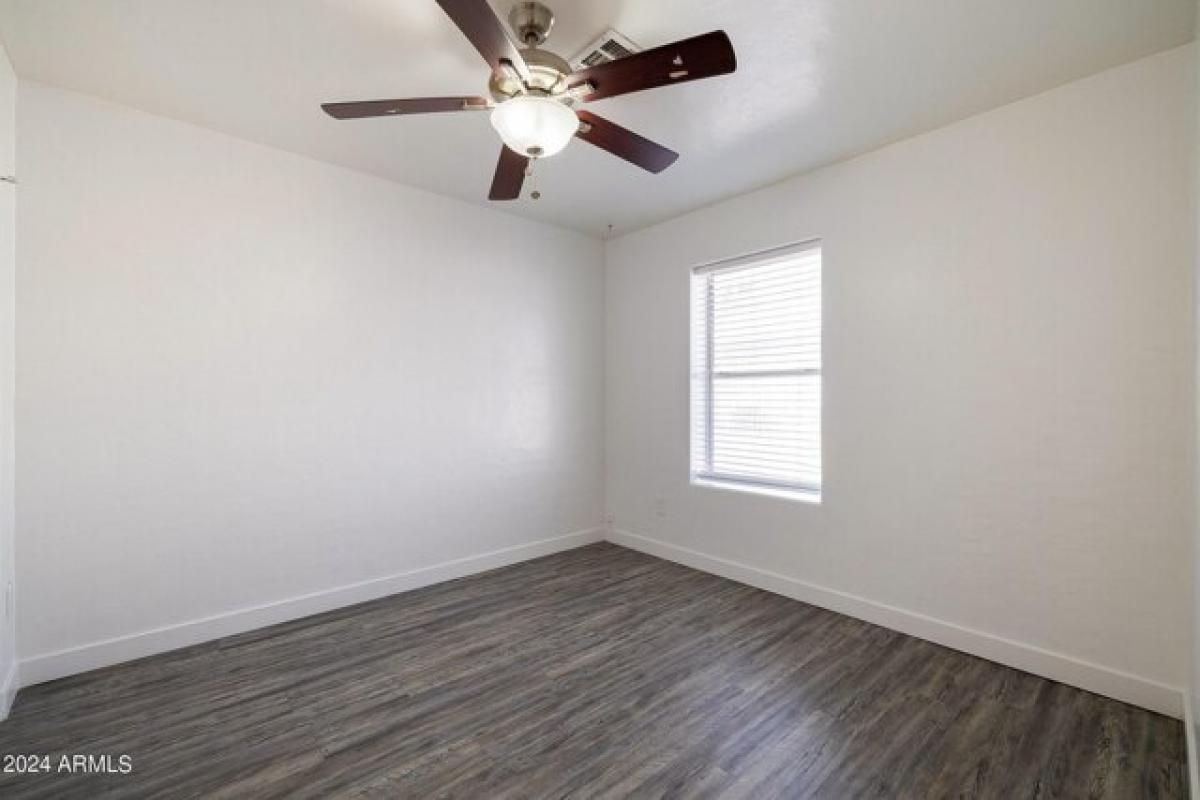 Picture of Home For Sale in Phoenix, Arizona, United States