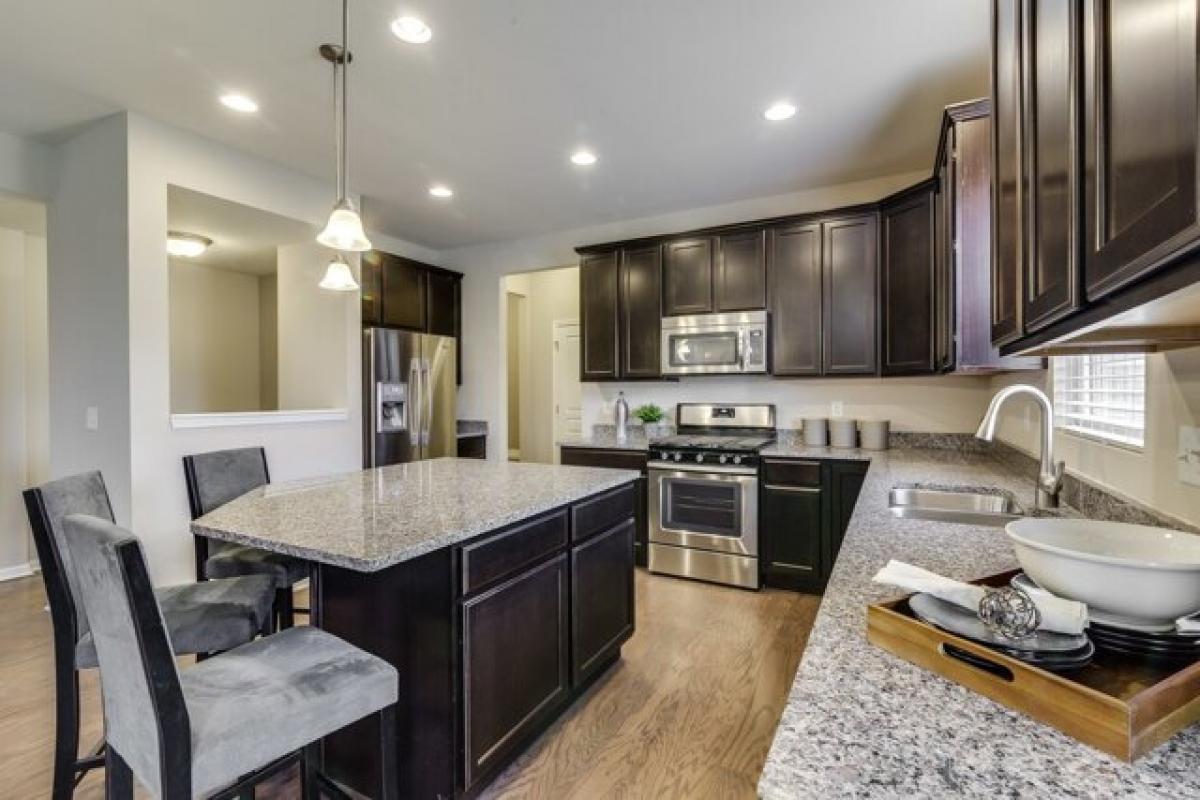 Picture of Home For Sale in Plainfield, Illinois, United States