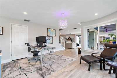 Home For Sale in Saint Petersburg, Florida