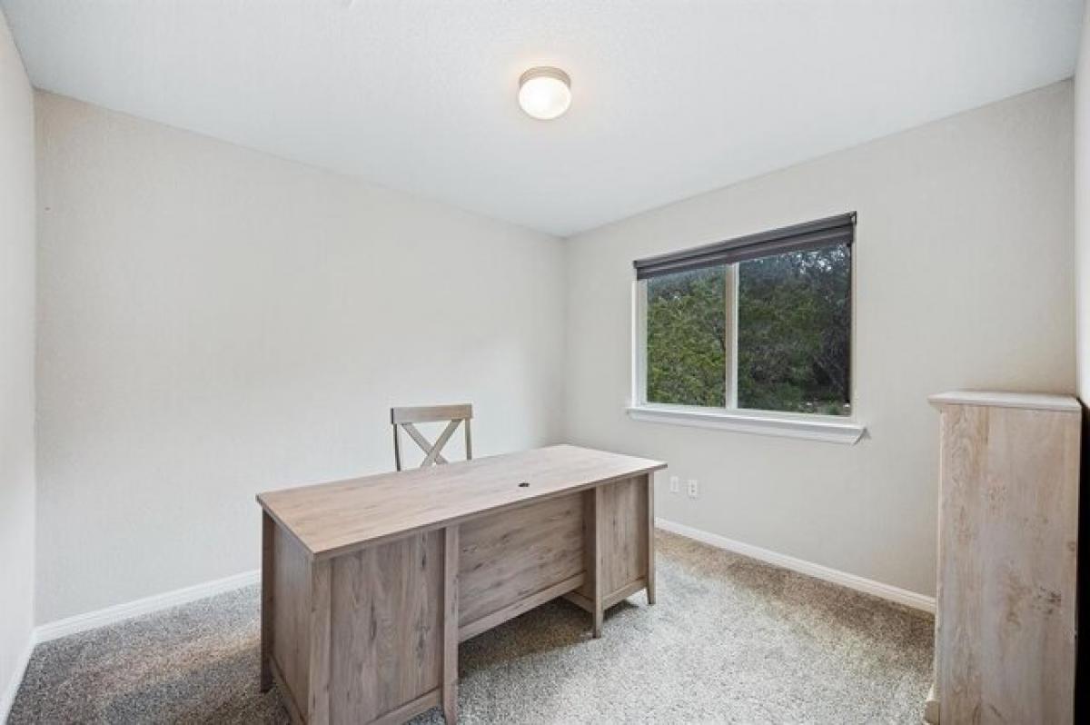 Picture of Home For Sale in Lago Vista, Texas, United States