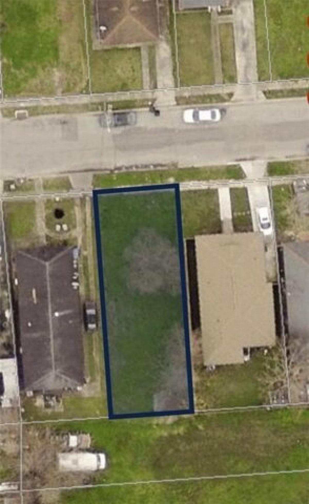 Picture of Residential Land For Sale in New Orleans, Louisiana, United States