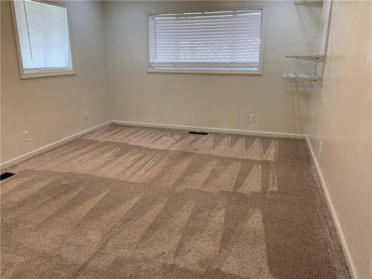 Picture of Home For Sale in Mckeesport, Pennsylvania, United States