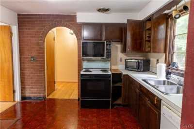 Home For Sale in Syracuse, New York