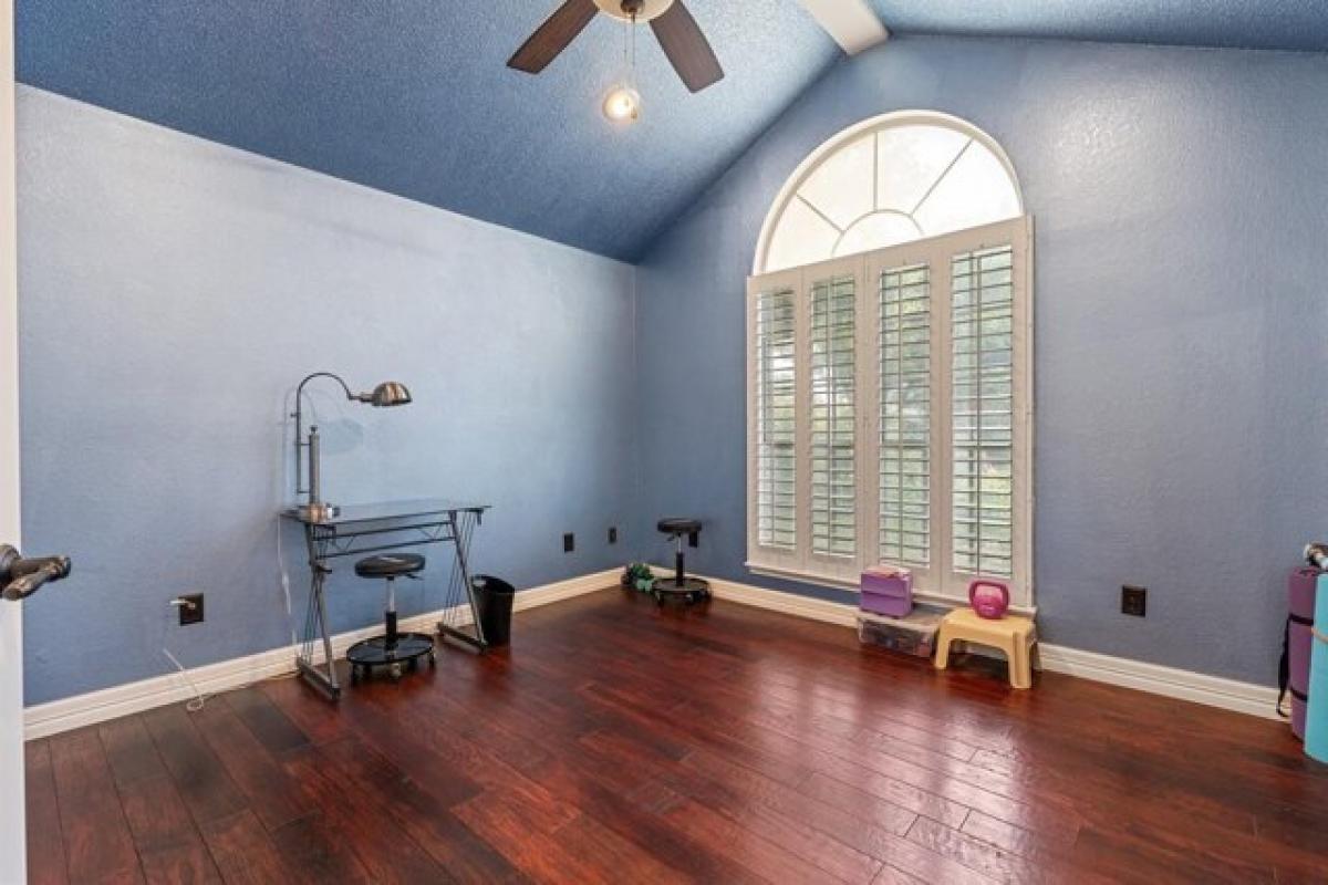 Picture of Home For Sale in Lubbock, Texas, United States