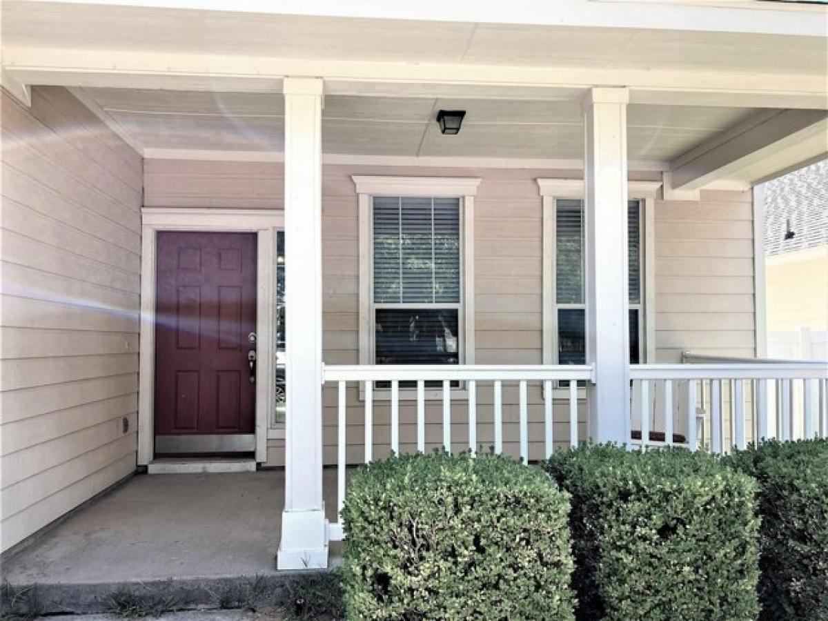Picture of Home For Rent in Aubrey, Texas, United States