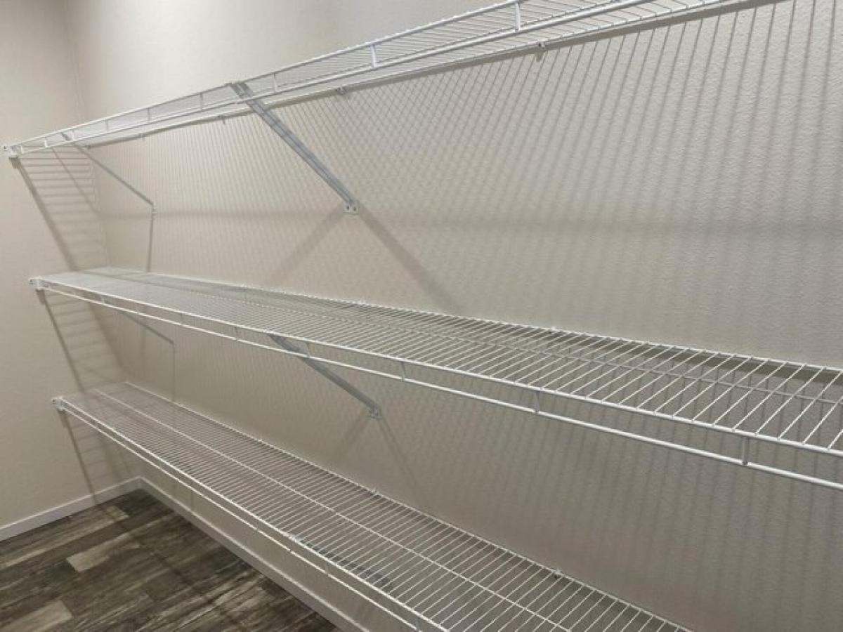 Picture of Home For Sale in La Pine, Oregon, United States