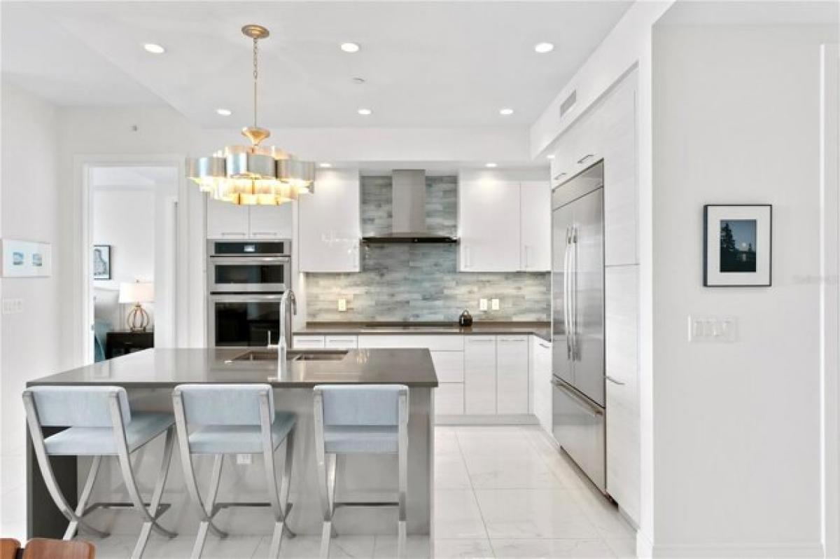 Picture of Home For Sale in Saint Petersburg, Florida, United States