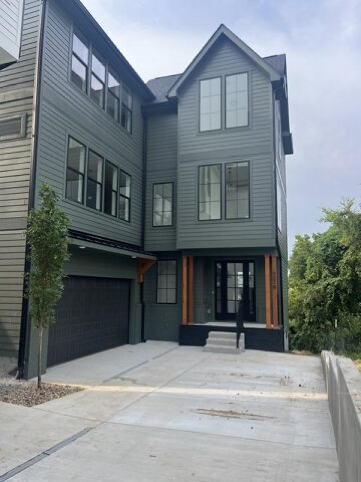 Picture of Home For Sale in Nashville, Tennessee, United States