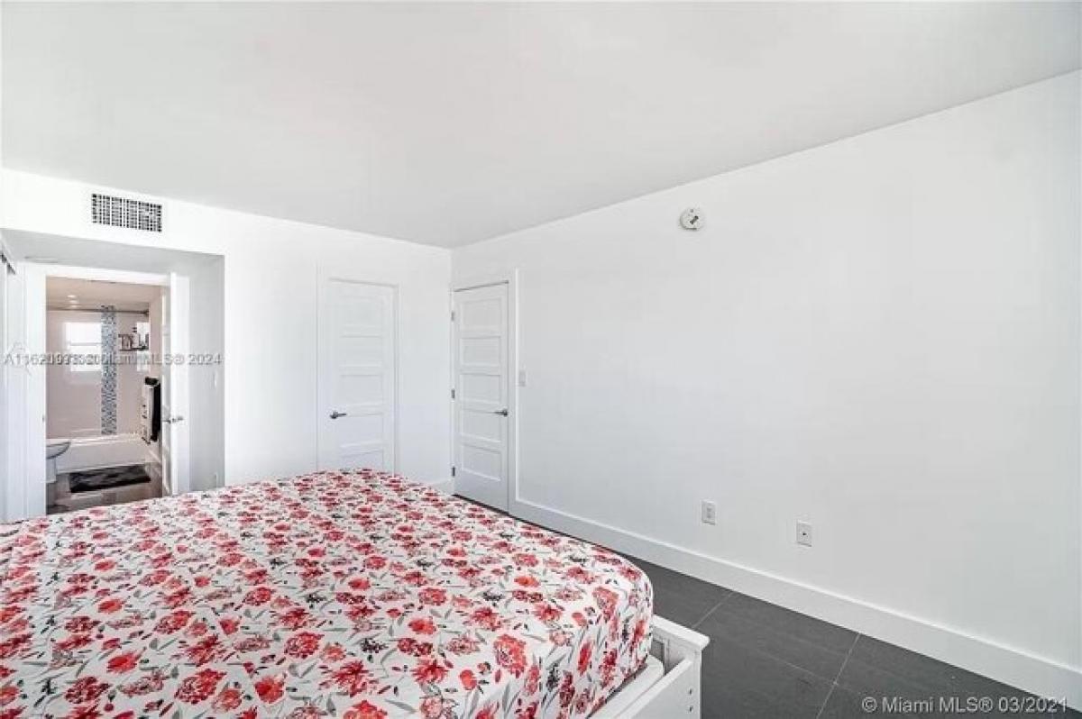 Picture of Home For Sale in Miami Beach, Florida, United States