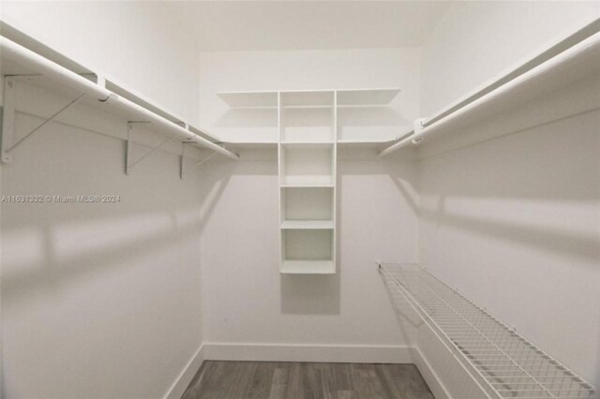 Picture of Home For Sale in Hollywood, Florida, United States