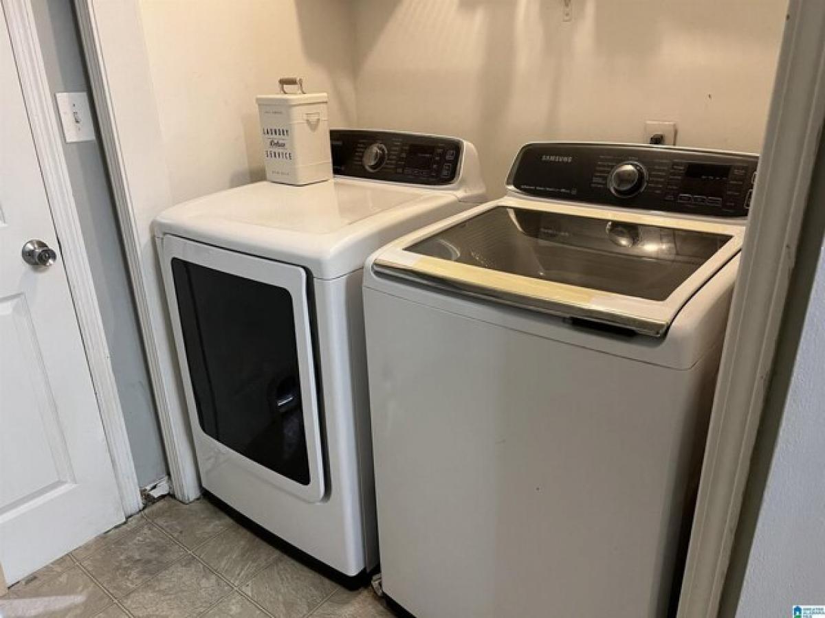 Picture of Home For Sale in West Blocton, Alabama, United States