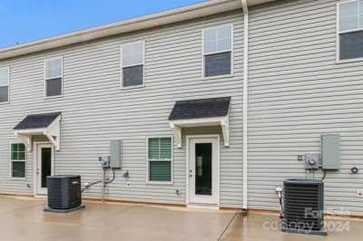 Home For Sale in Mooresville, North Carolina