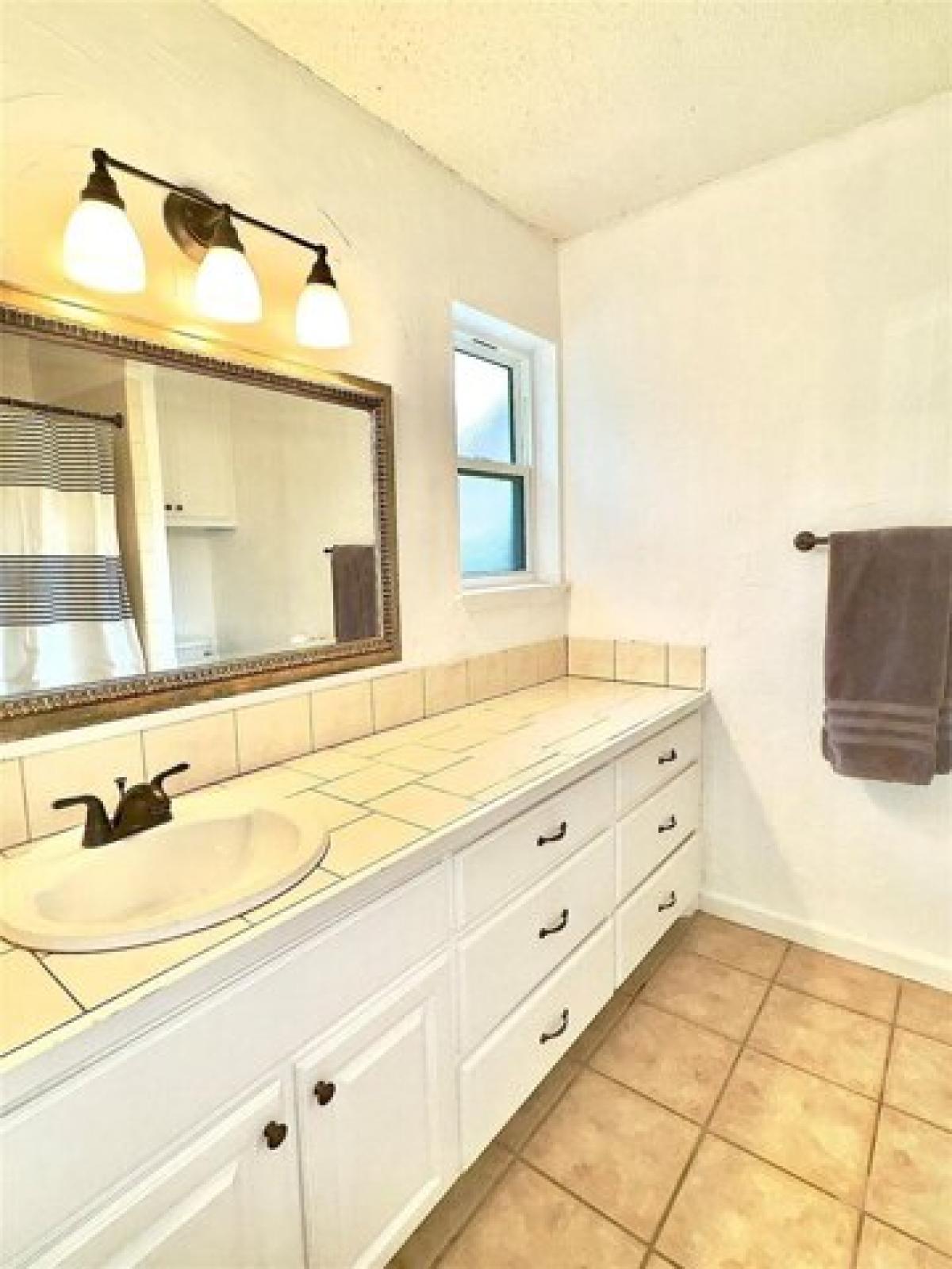 Picture of Home For Sale in Aledo, Texas, United States