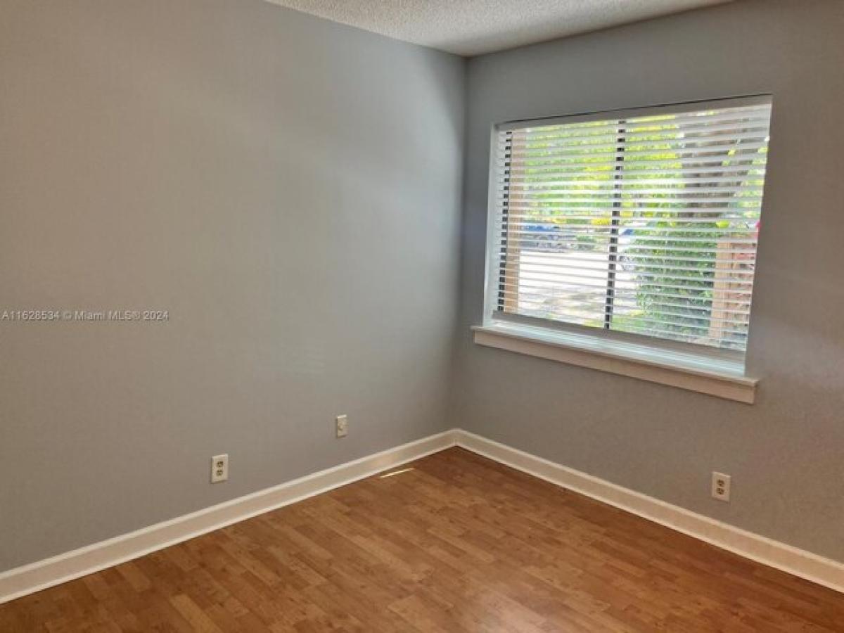 Picture of Home For Sale in Plantation, Florida, United States