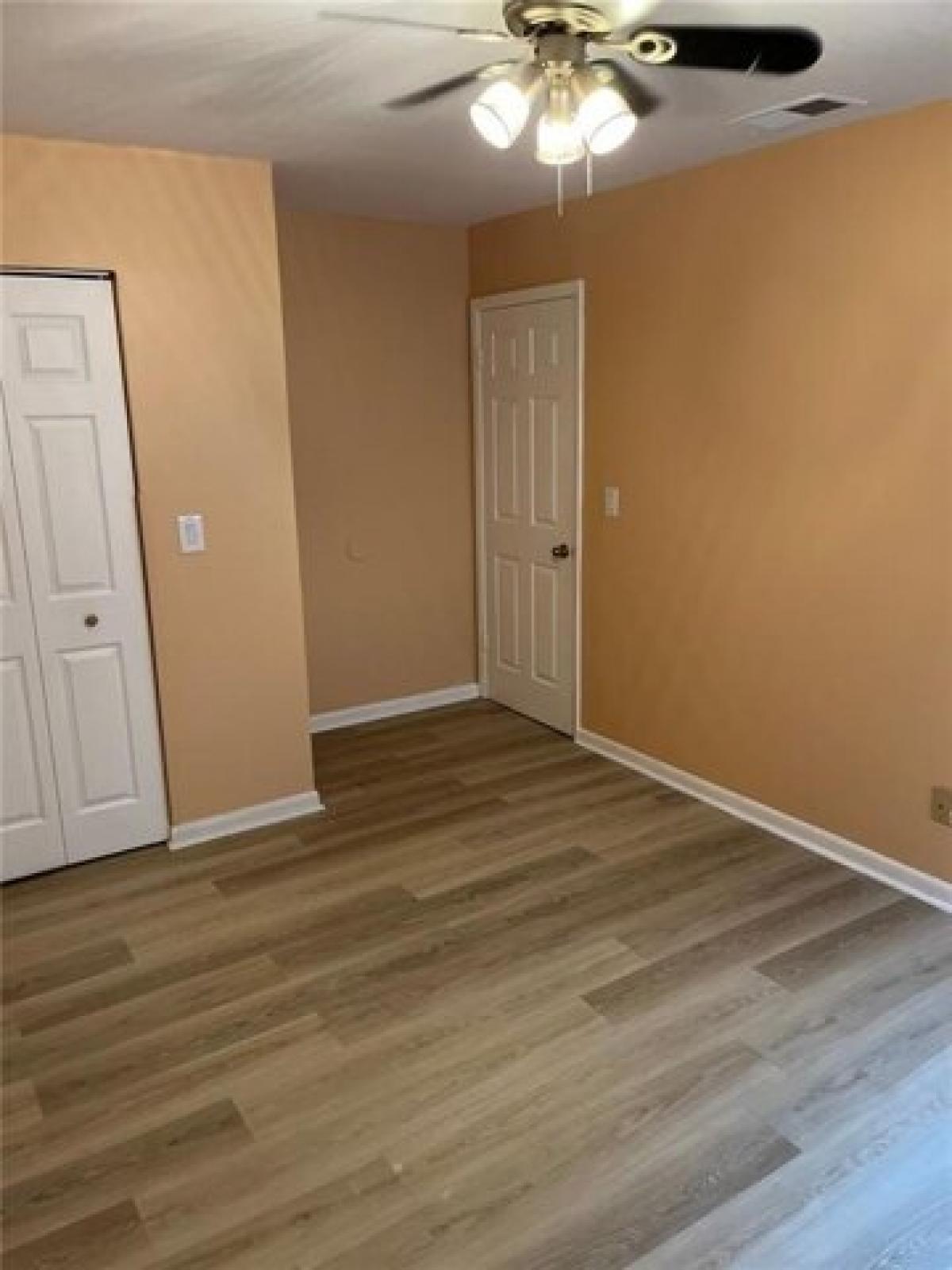 Picture of Home For Sale in Sandy Springs, Georgia, United States