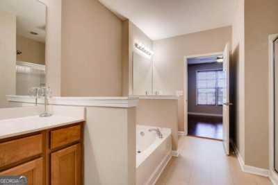 Home For Sale in Alpharetta, Georgia