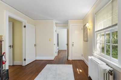 Home For Sale in Hamden, Connecticut