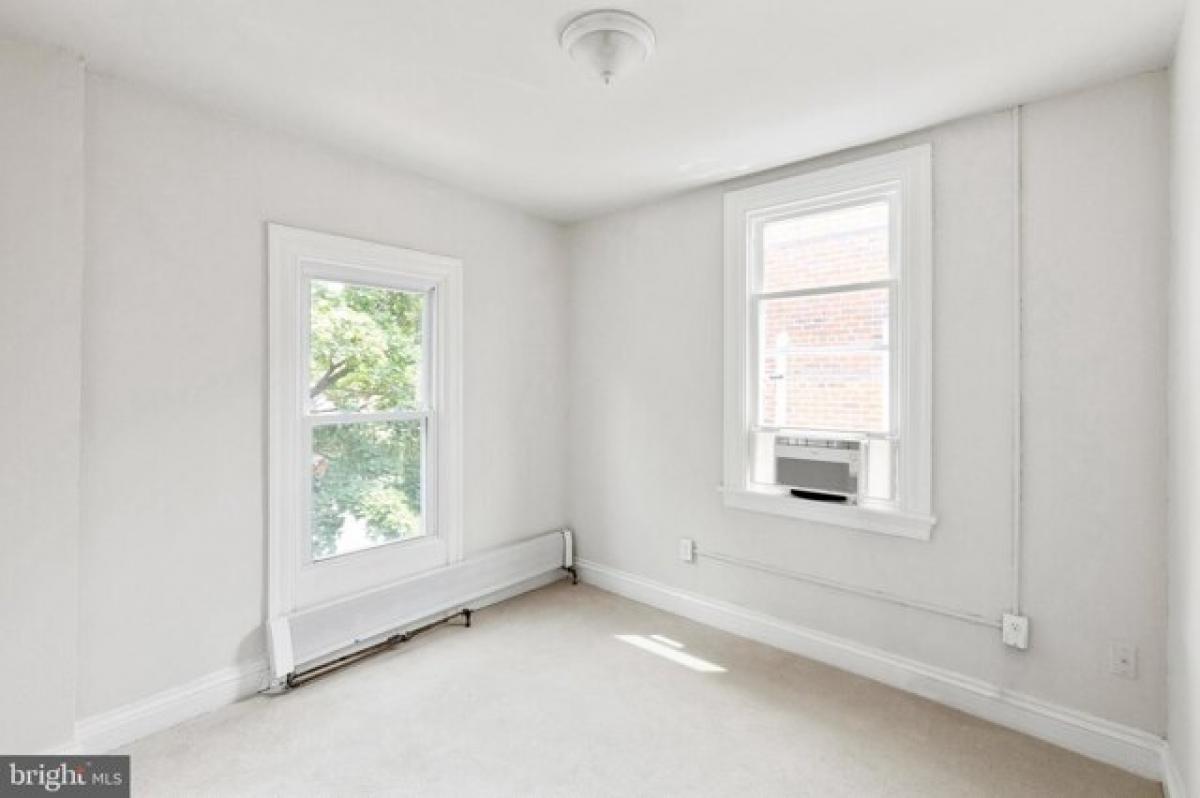 Picture of Home For Sale in Washington, District of Columbia, United States