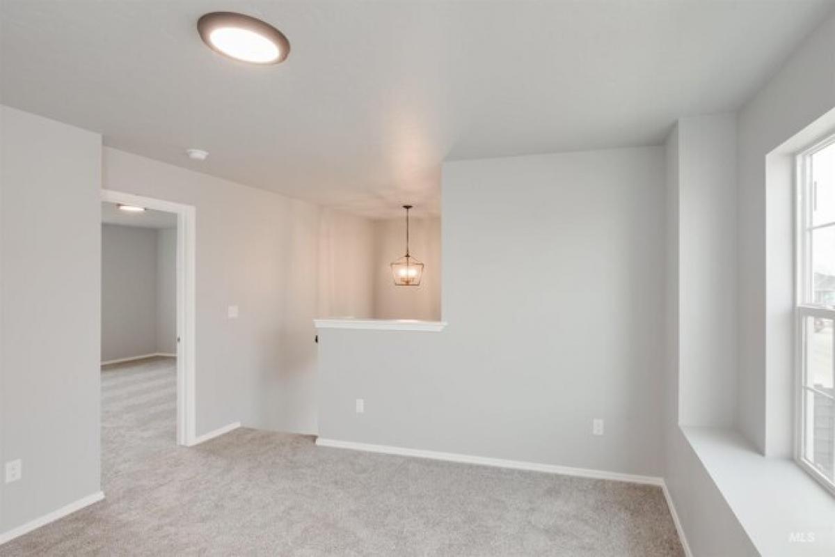 Picture of Home For Sale in Nampa, Idaho, United States