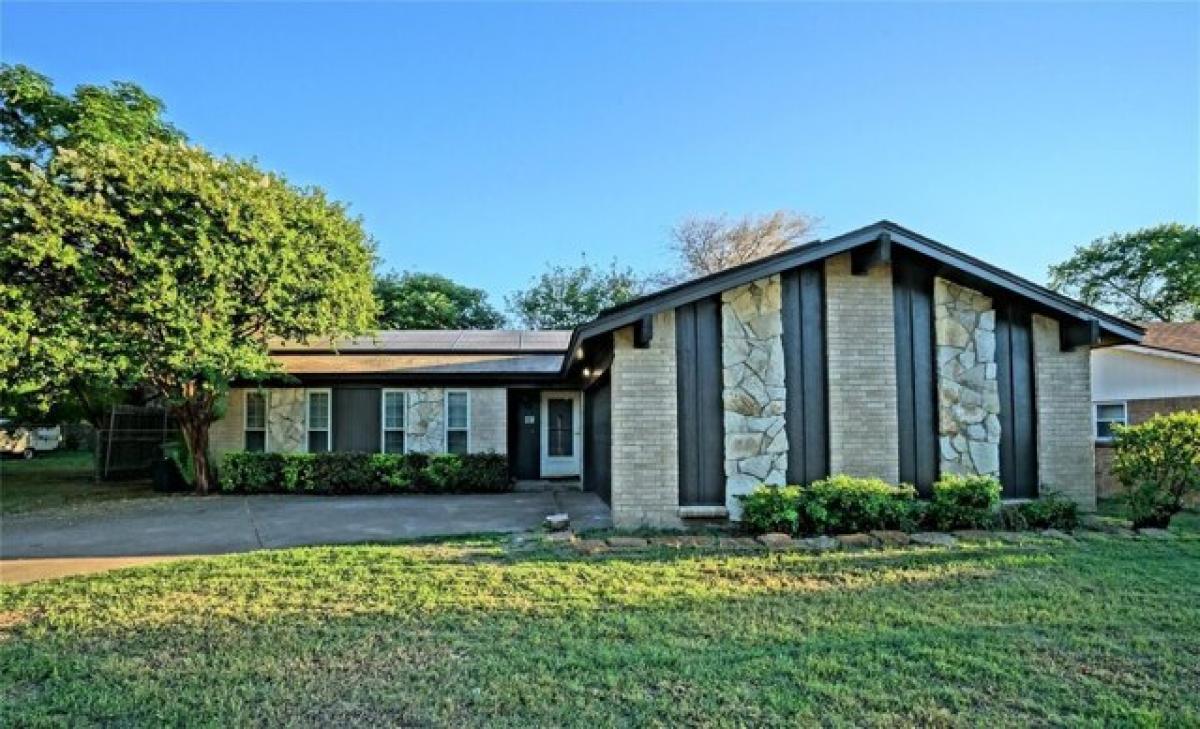Picture of Home For Sale in North Richland Hills, Texas, United States