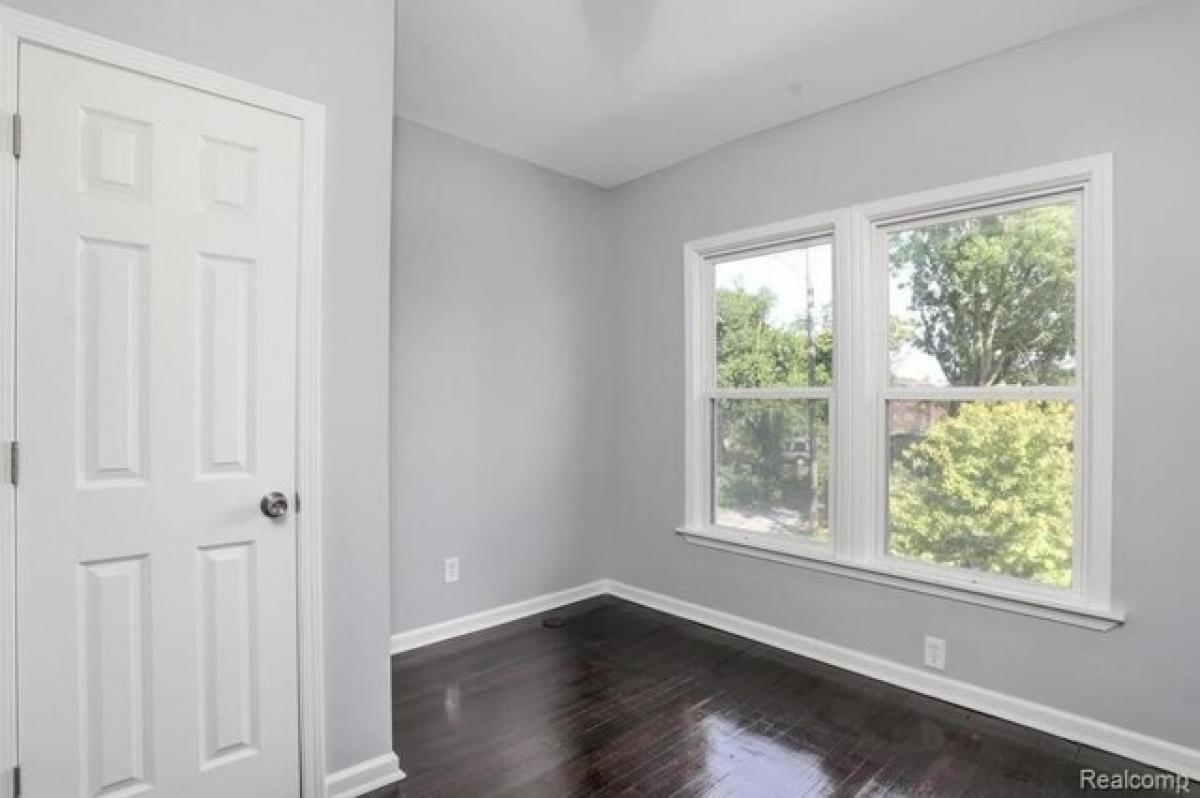Picture of Home For Sale in Detroit, Michigan, United States