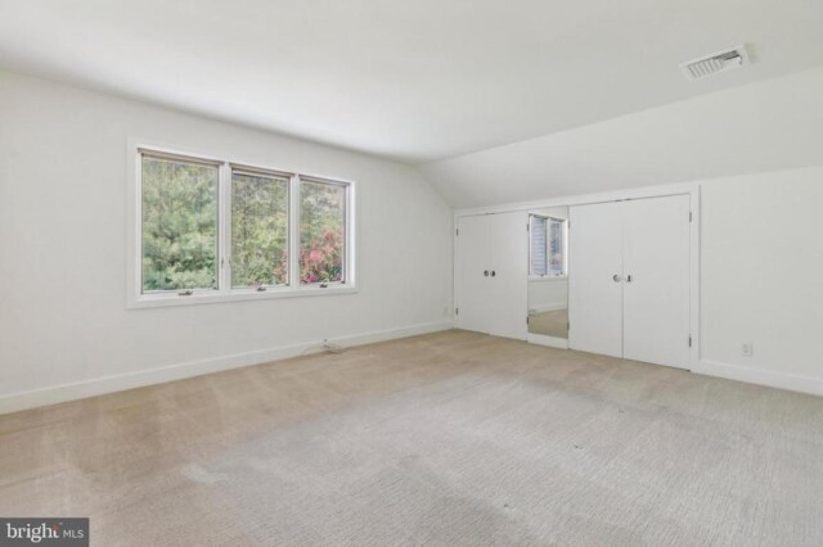 Picture of Home For Sale in Spring House, Pennsylvania, United States