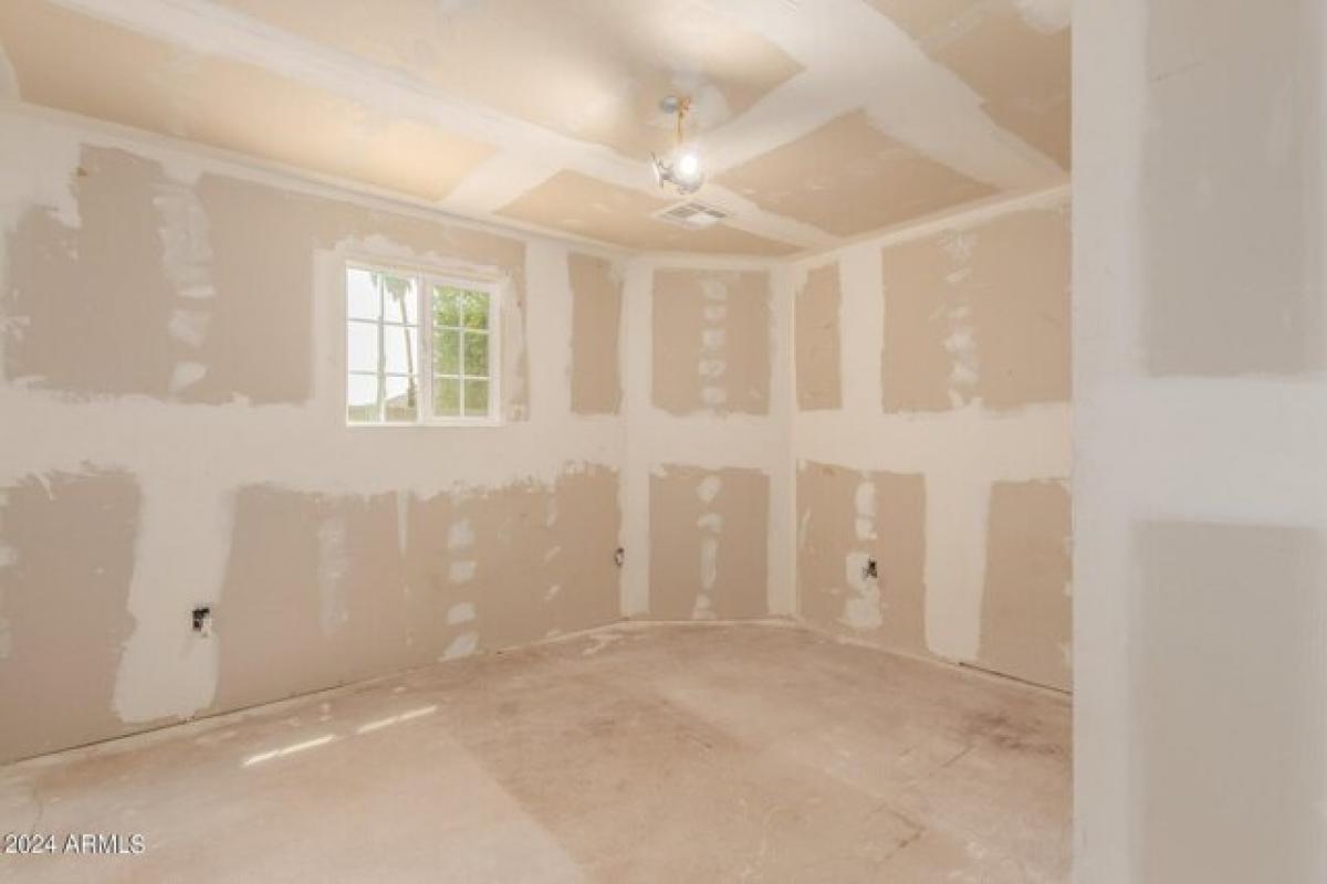 Picture of Home For Sale in Phoenix, Arizona, United States