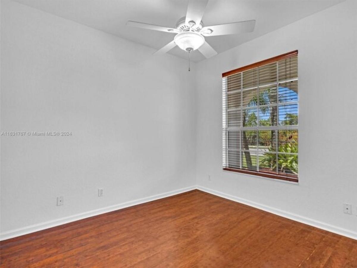 Picture of Home For Sale in Stuart, Florida, United States