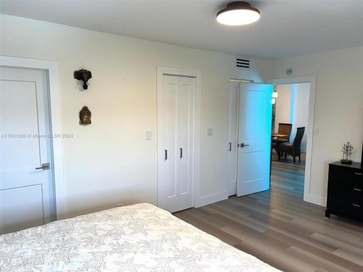 Picture of Home For Sale in Hallandale Beach, Florida, United States