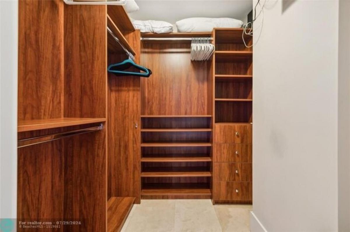 Picture of Home For Sale in Fort Lauderdale, Florida, United States