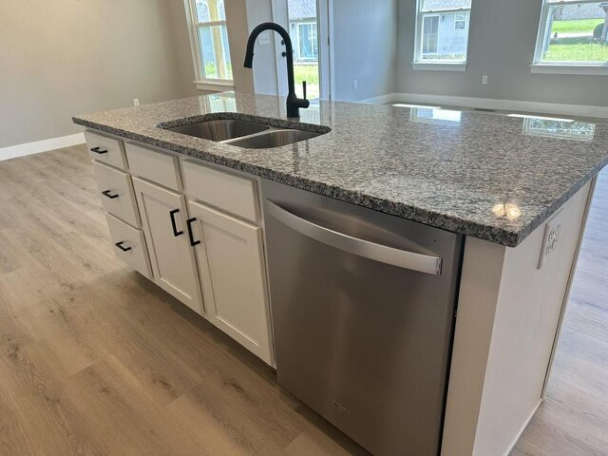 Picture of Home For Sale in Nixa, Missouri, United States