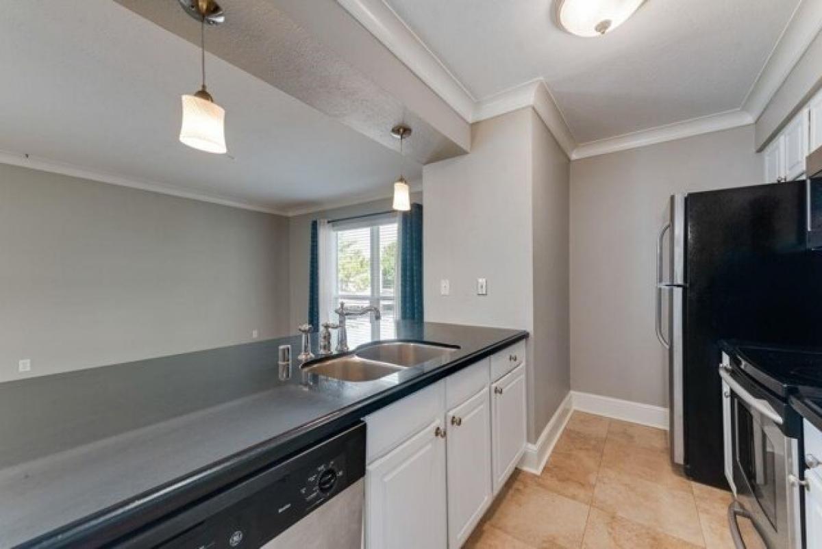 Picture of Home For Sale in Dallas, Texas, United States