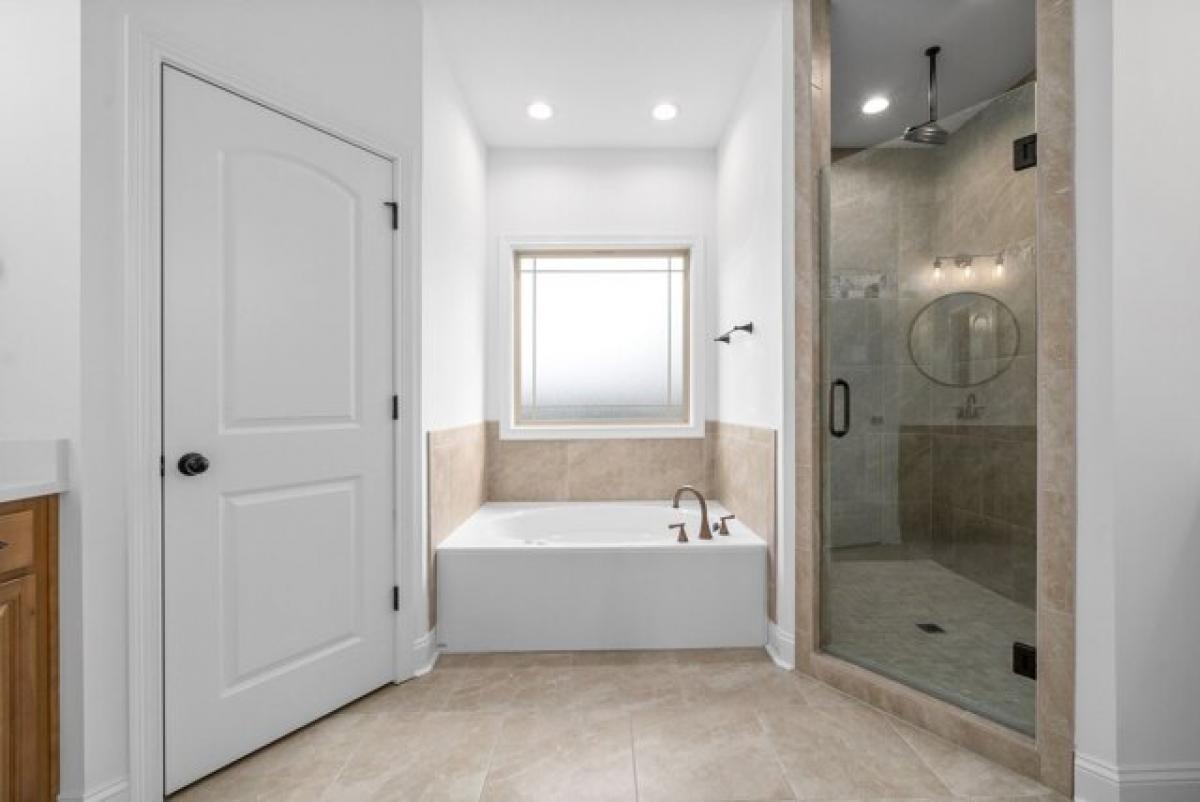 Picture of Home For Sale in Clarksville, Tennessee, United States