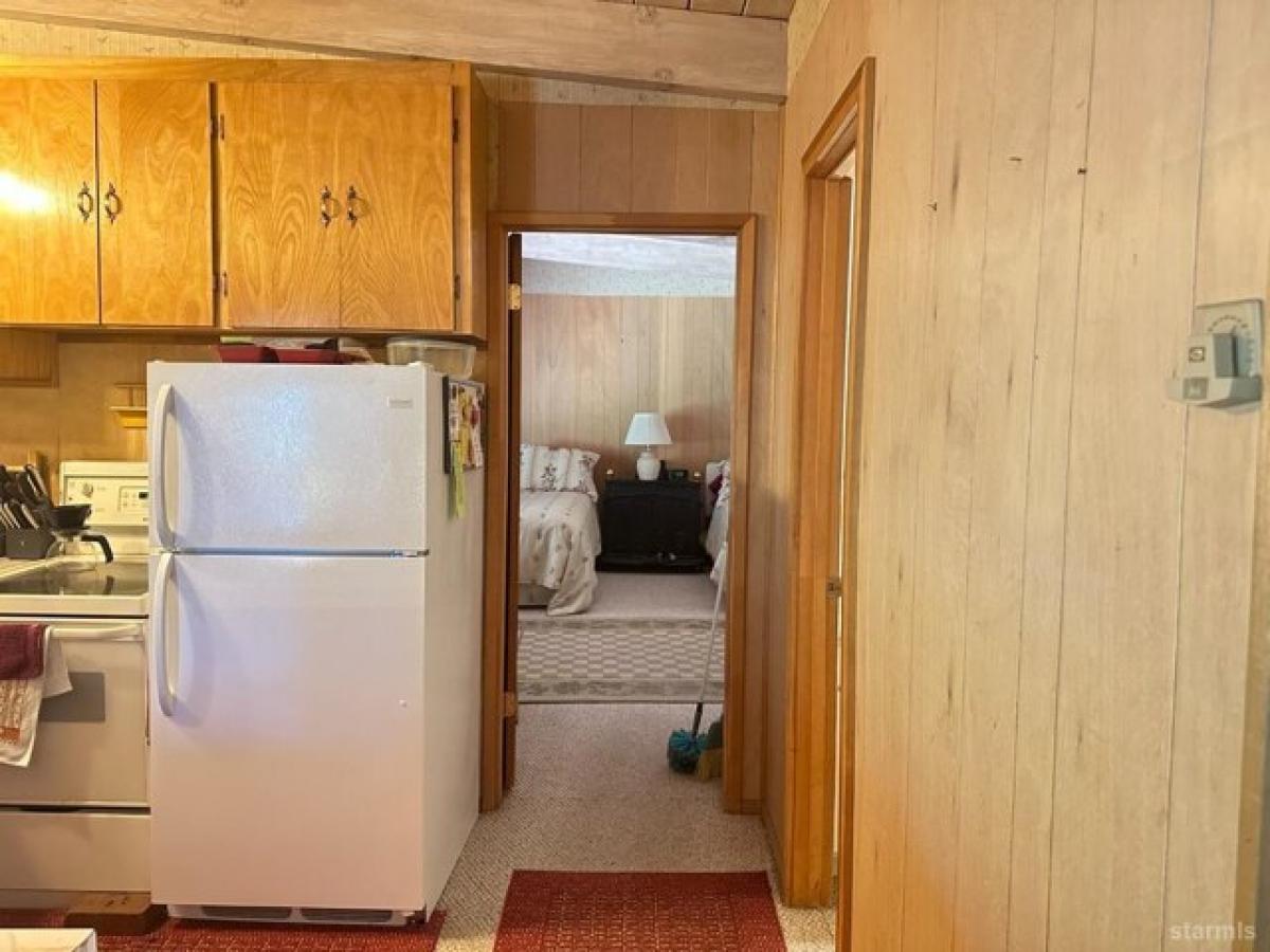 Picture of Home For Sale in South Lake Tahoe, California, United States