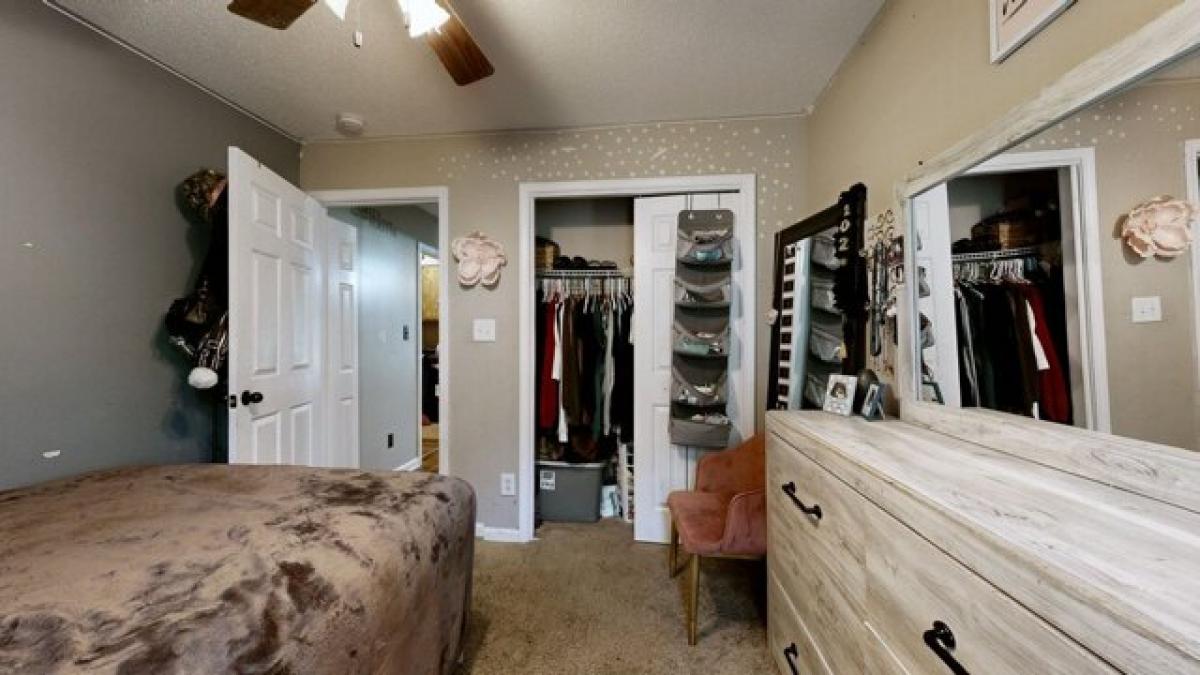 Picture of Home For Sale in Clarksville, Tennessee, United States