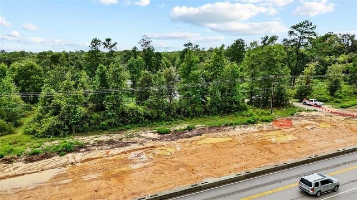 Picture of Residential Land For Sale in Cleveland, Texas, United States