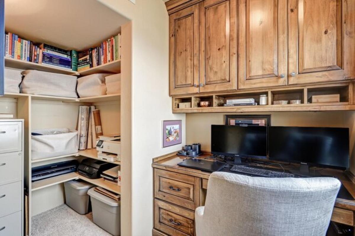 Picture of Home For Sale in Albuquerque, New Mexico, United States