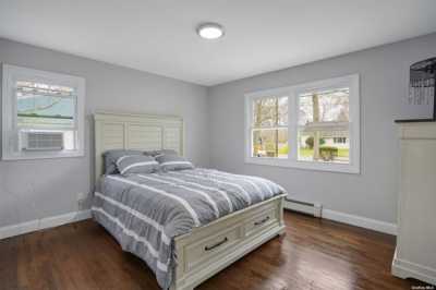 Home For Sale in Hampton Bays, New York