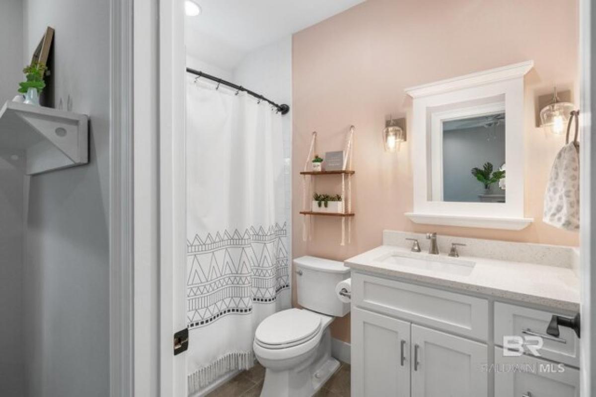 Picture of Home For Sale in Orange Beach, Alabama, United States